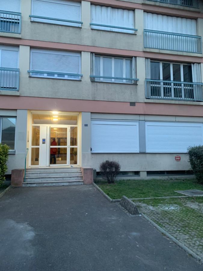 Maison Du Bonheur 2 A Troyes Logement Entier Avec Parking Exterior foto
